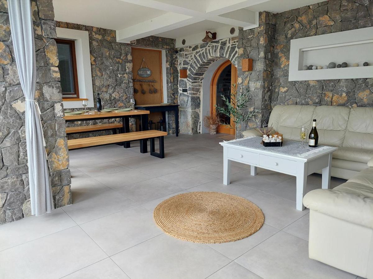 Semic Vineyard Cottage Lan Na Hribu מראה חיצוני תמונה
