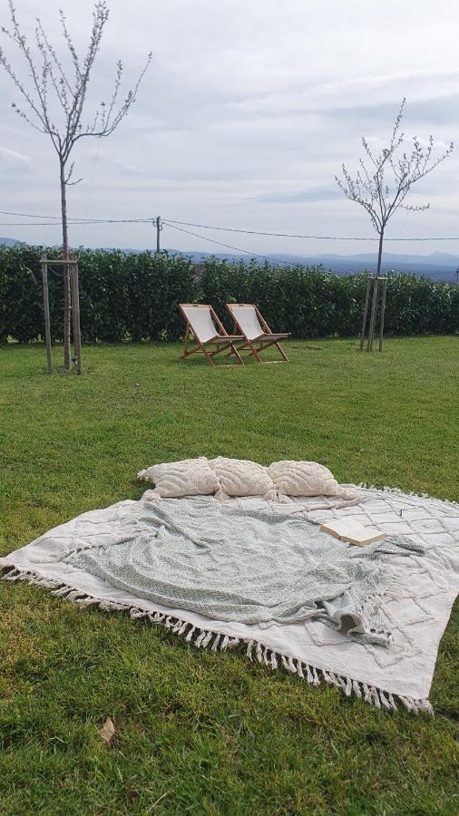Semic Vineyard Cottage Lan Na Hribu מראה חיצוני תמונה